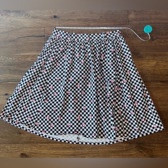 Disney Her Universe Gingham Poison Apple Skirt - Picture 2 of 5